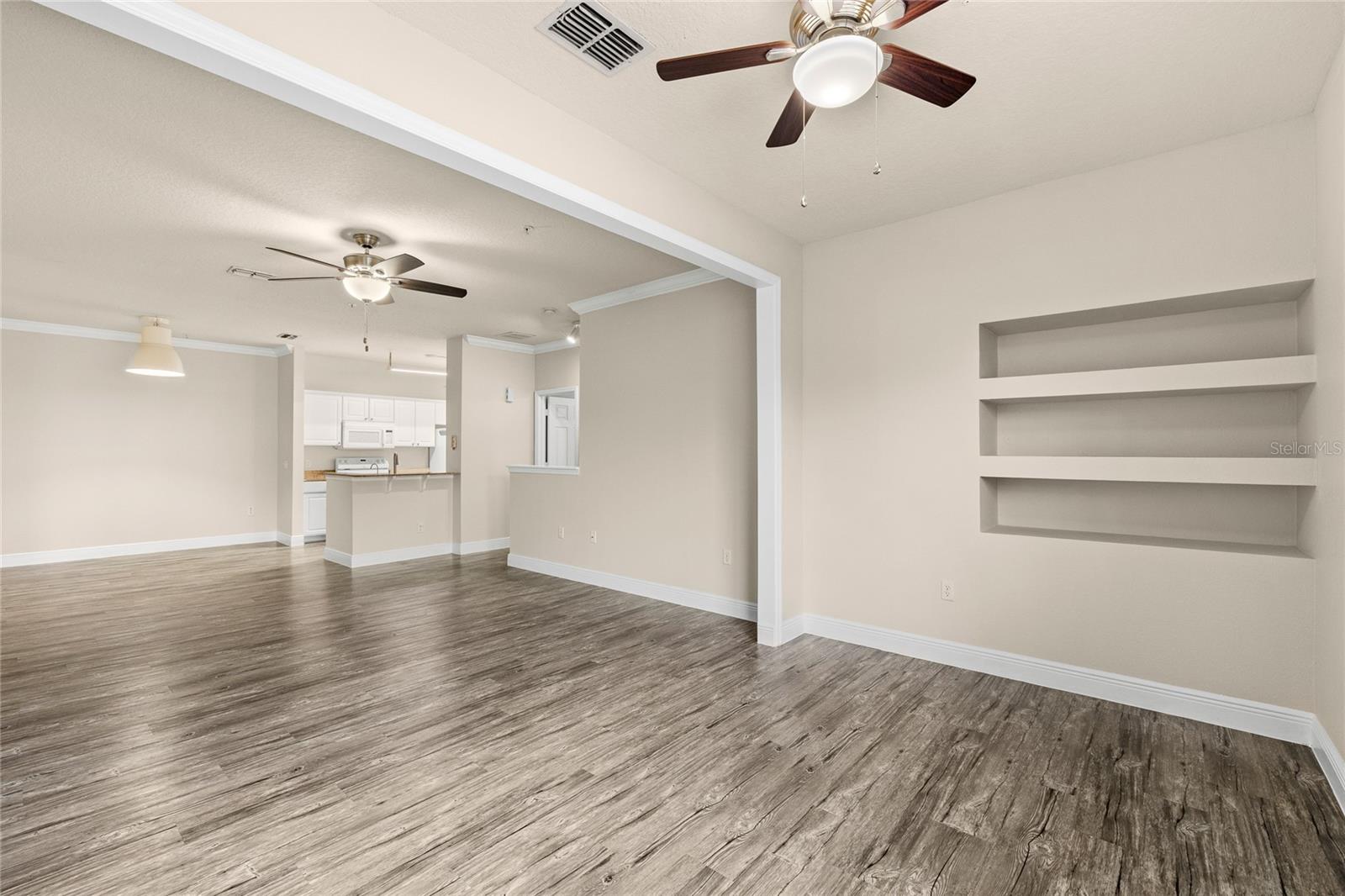 431 SOUTHERN PECAN CIR #201, WINTER GARDEN, FL, 34787