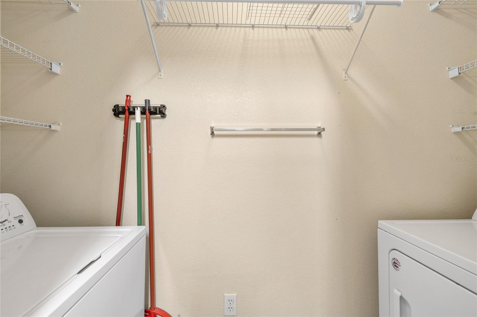 431 SOUTHERN PECAN CIR #201, WINTER GARDEN, FL, 34787