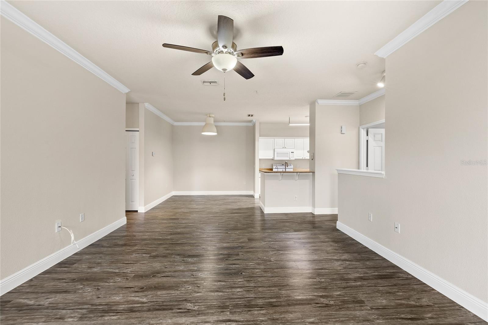 431 SOUTHERN PECAN CIR #201, WINTER GARDEN, FL, 34787