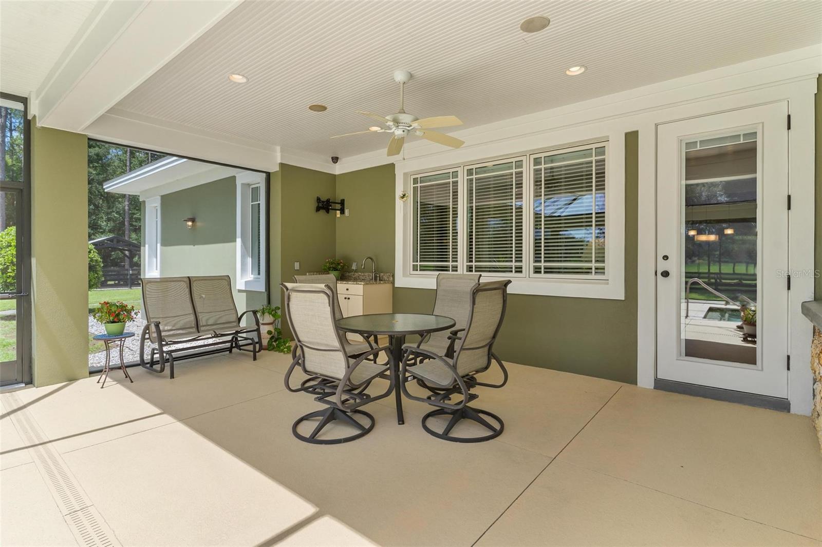 10615 NE 104TH CIR, OXFORD, FL, 34484