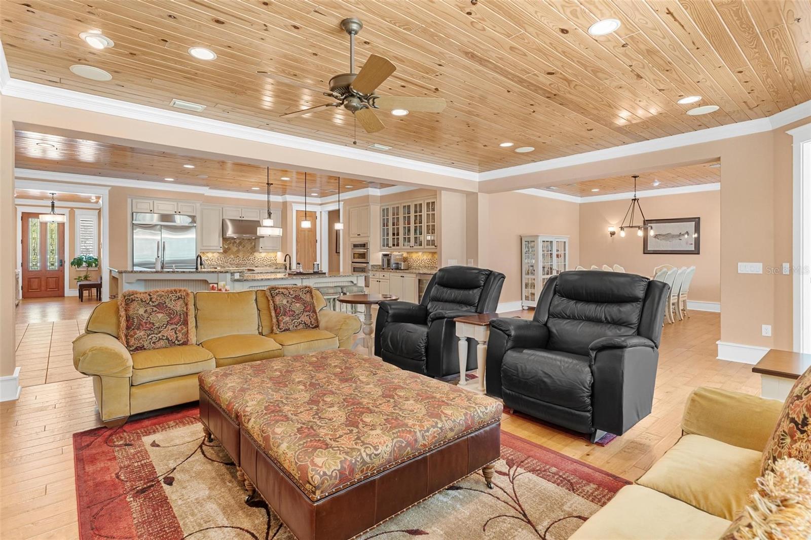 10615 NE 104TH CIR, OXFORD, FL, 34484