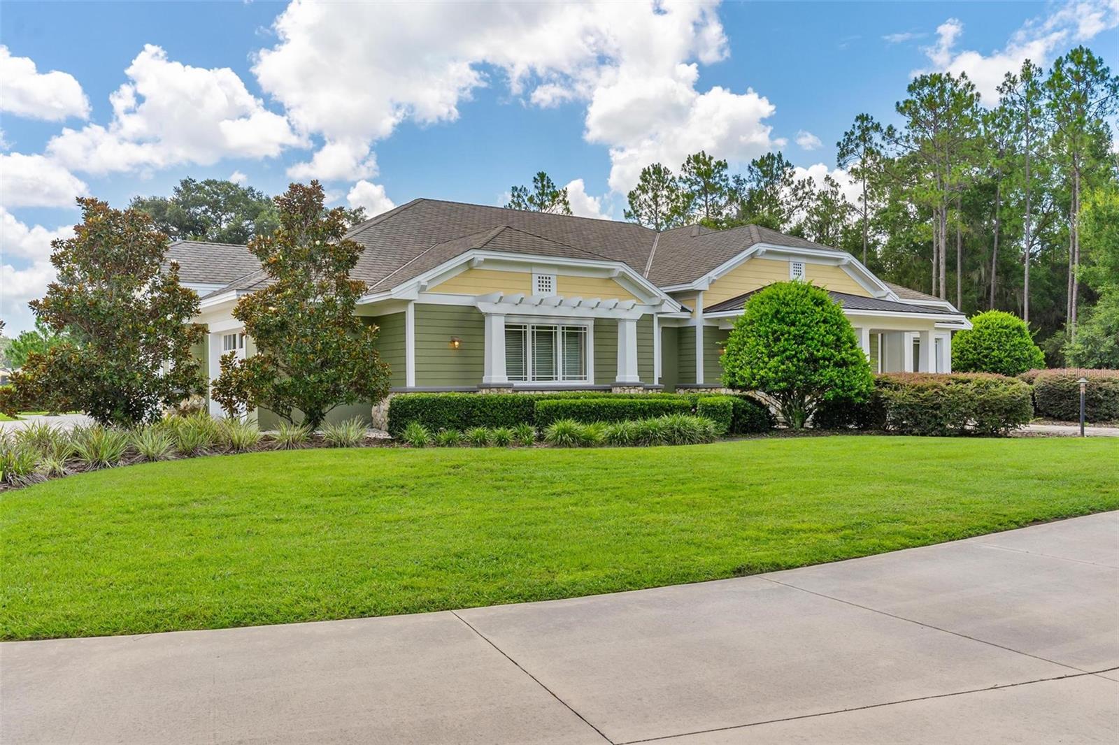10615 NE 104TH CIR, OXFORD, FL, 34484