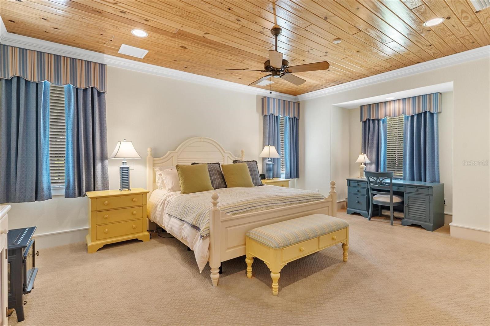 10615 NE 104TH CIR, OXFORD, FL, 34484