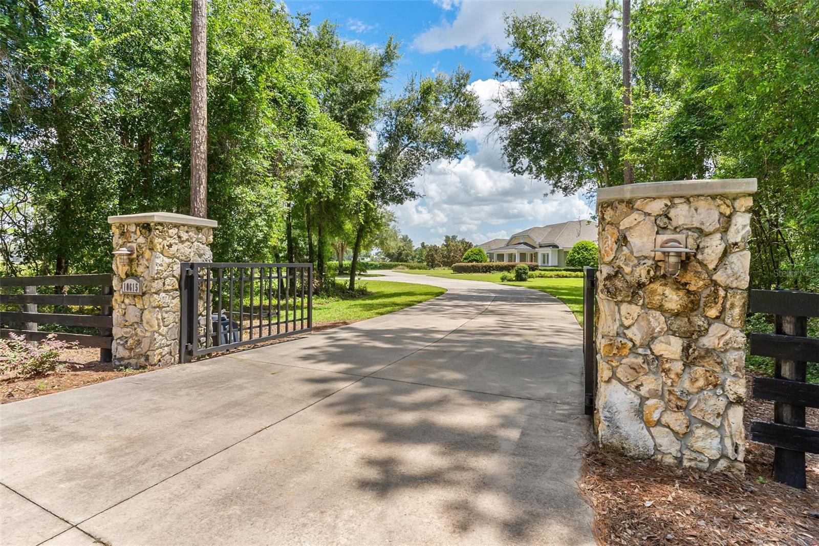 10615 NE 104TH CIR, OXFORD, FL, 34484