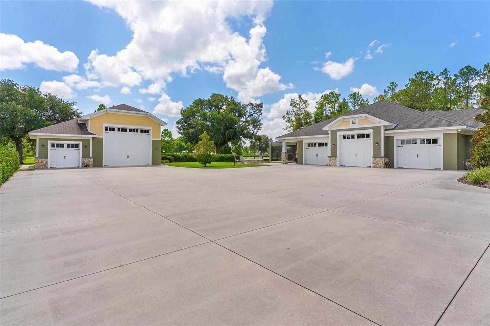 10615 NE 104TH CIR, OXFORD, FL, 34484
