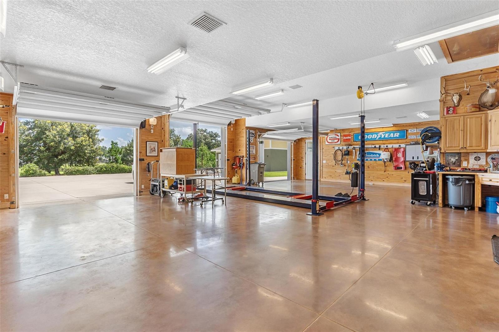 10615 NE 104TH CIR, OXFORD, FL, 34484