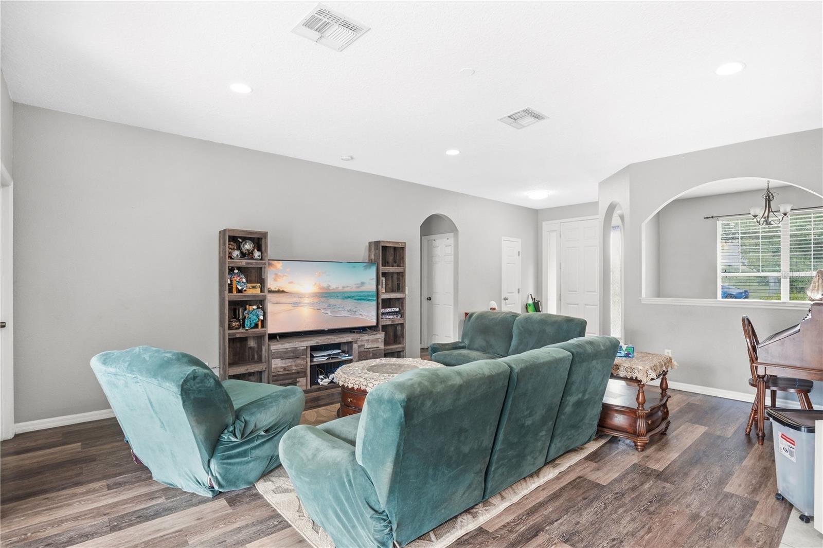 860 HART AVE, ALTAMONTE SPRINGS, FL, 32701