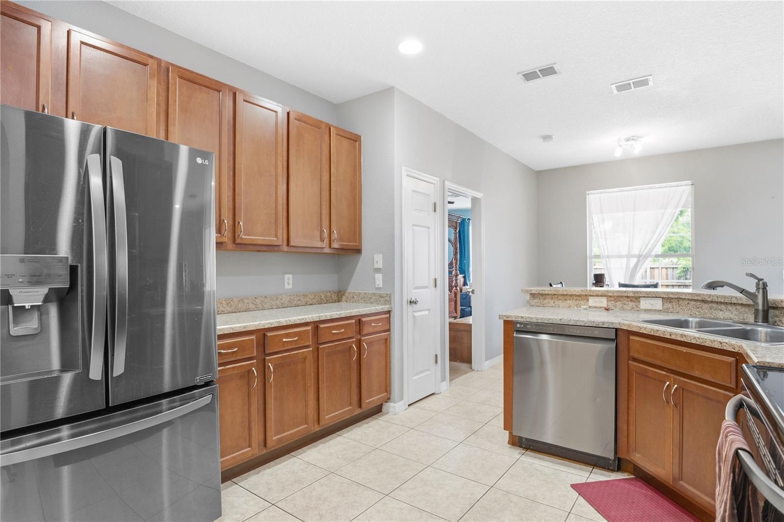 860 HART AVE, ALTAMONTE SPRINGS, FL, 32701