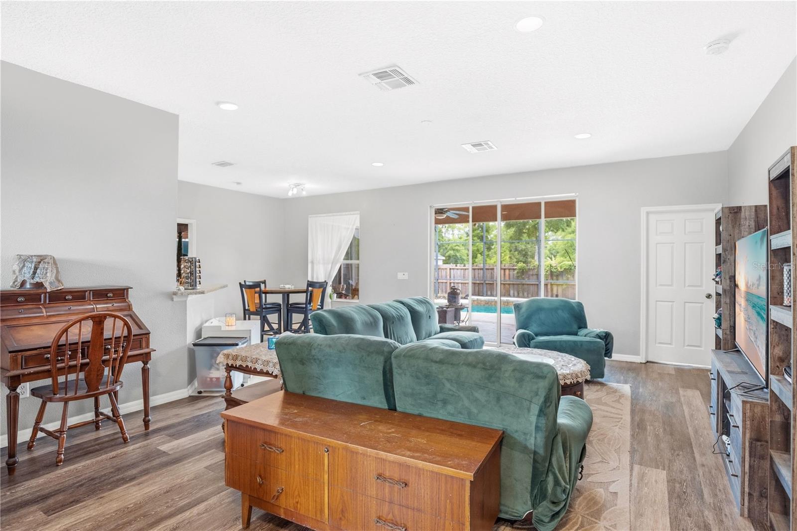860 HART AVE, ALTAMONTE SPRINGS, FL, 32701