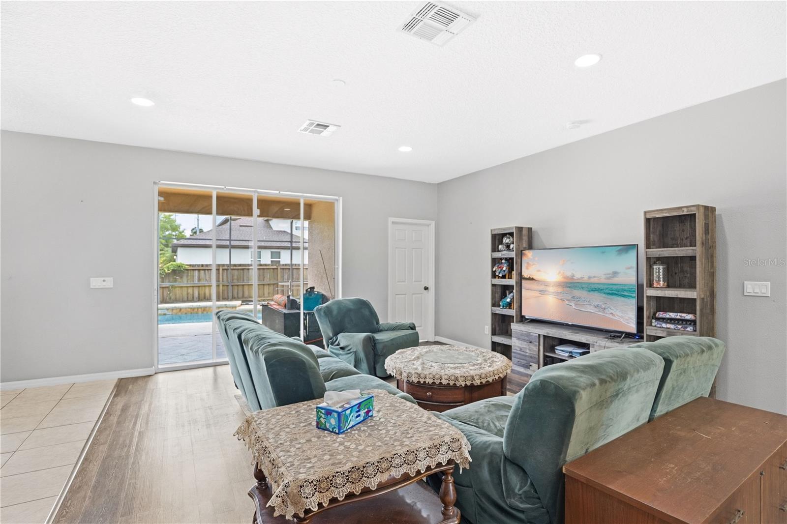 860 HART AVE, ALTAMONTE SPRINGS, FL, 32701