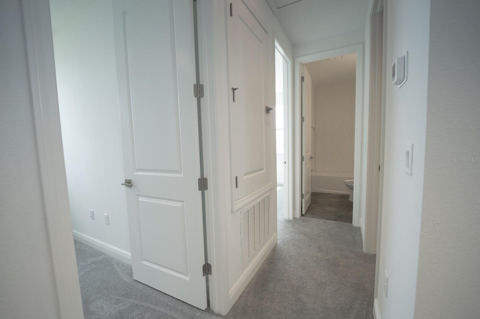 9856 SHARPLESS ALY, ORLANDO, FL, 32827