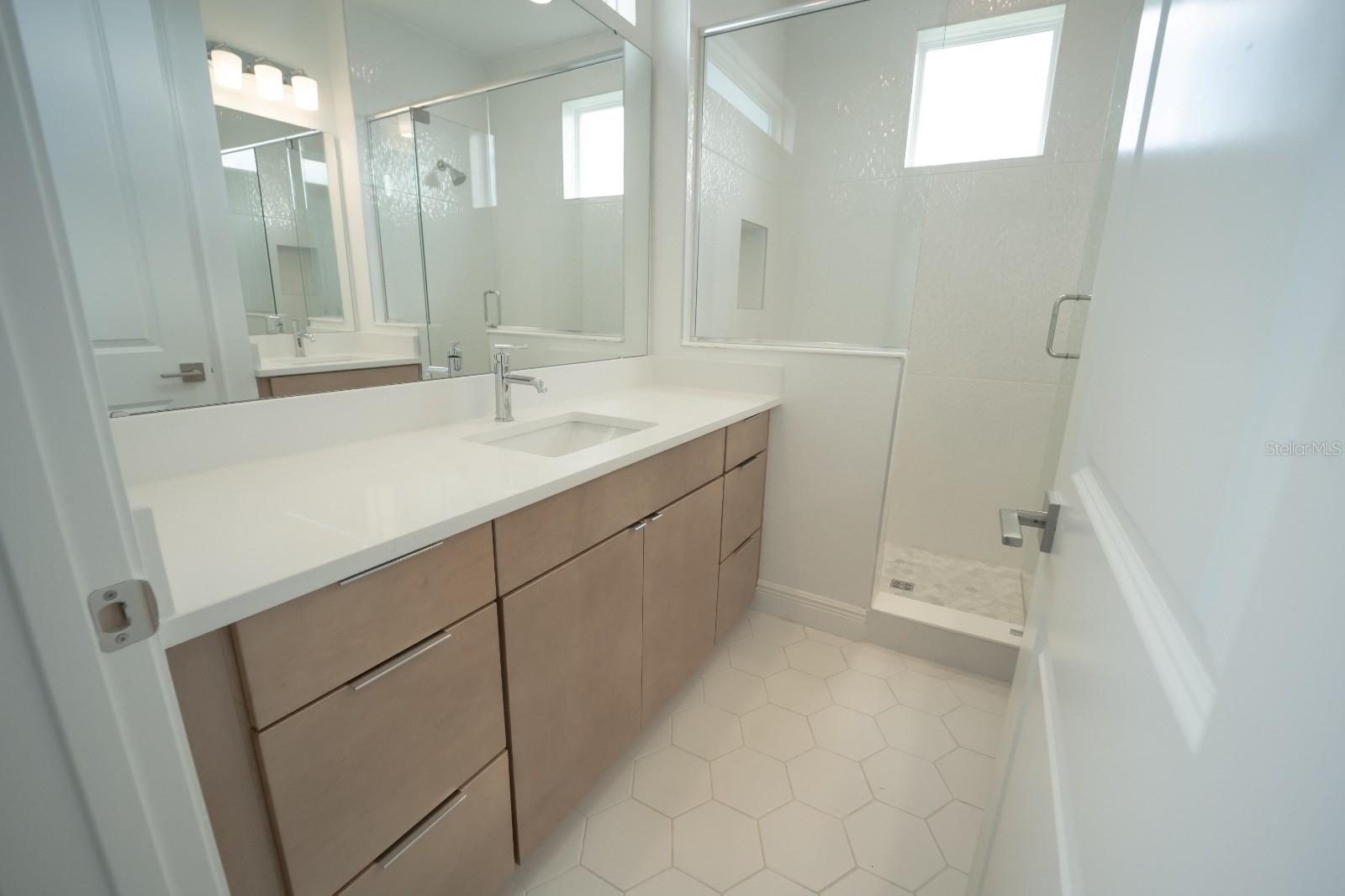 9856 SHARPLESS ALY, ORLANDO, FL, 32827