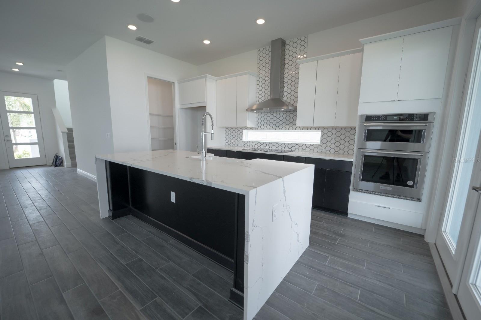 9856 SHARPLESS ALY, ORLANDO, FL, 32827