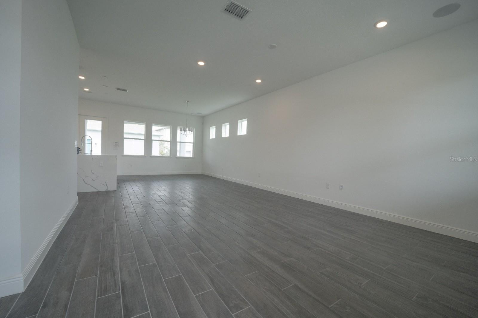 9856 SHARPLESS ALY, ORLANDO, FL, 32827