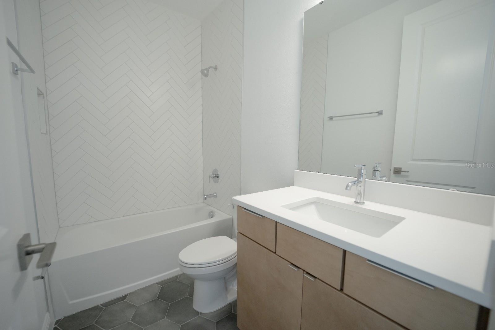 9856 SHARPLESS ALY, ORLANDO, FL, 32827