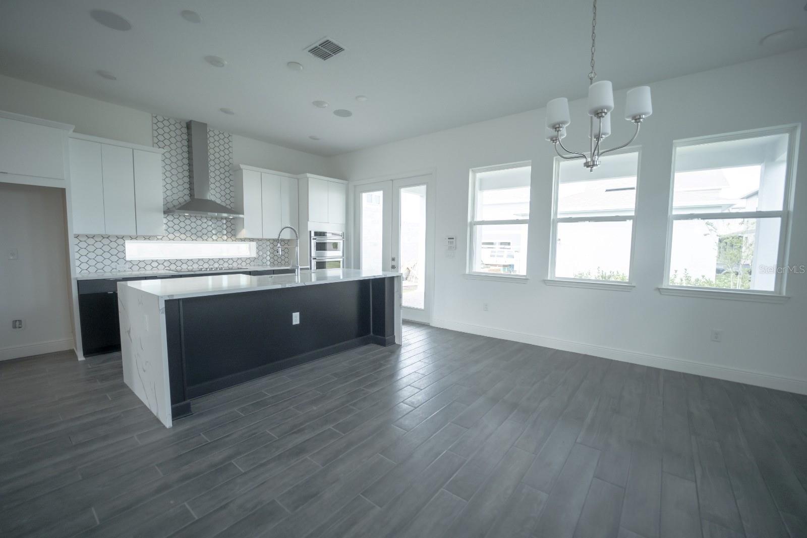 9856 SHARPLESS ALY, ORLANDO, FL, 32827