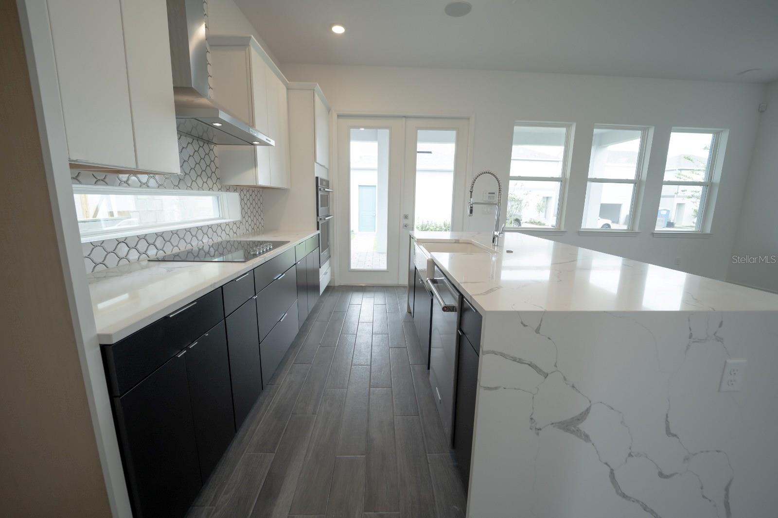 9856 SHARPLESS ALY, ORLANDO, FL, 32827