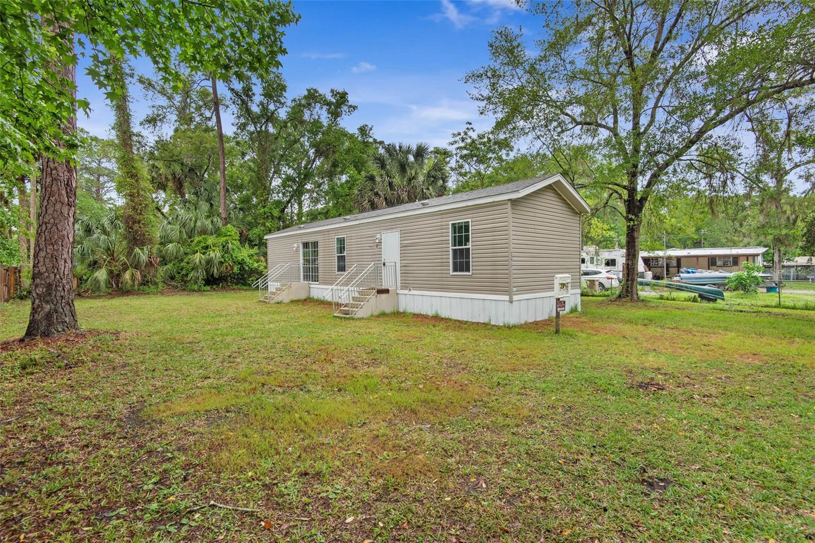 55917 CABBAGE RD, ASTOR, FL, 32102