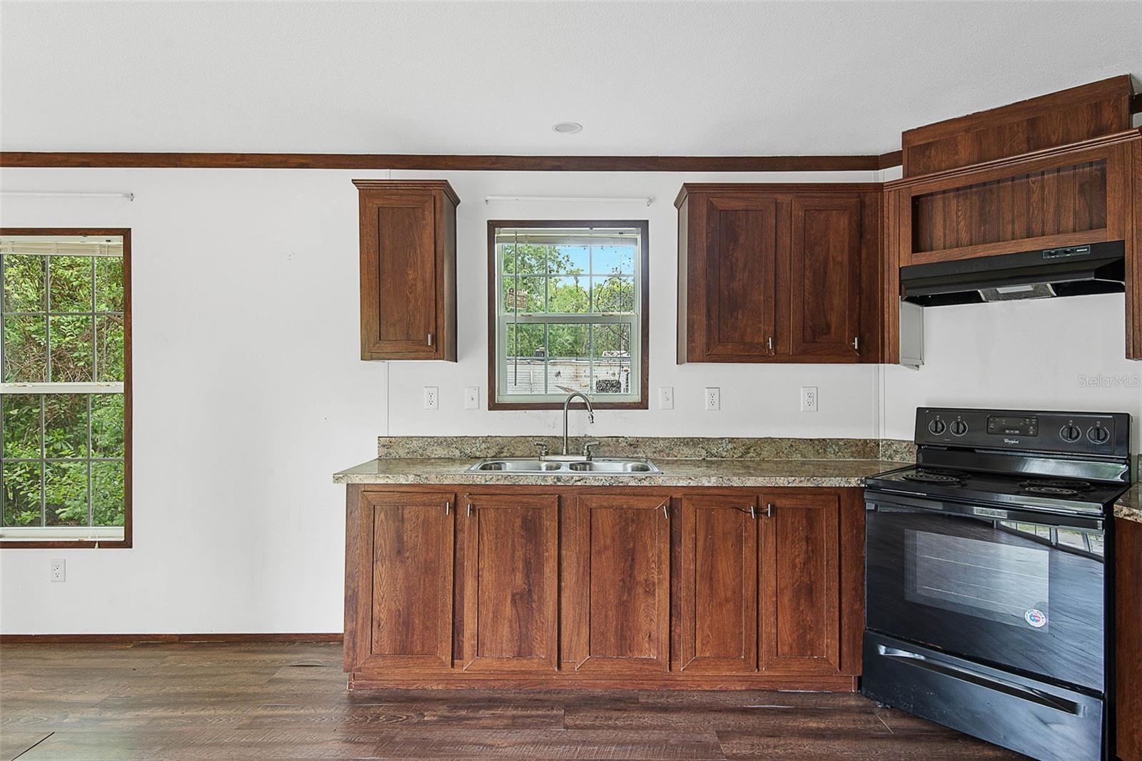55917 CABBAGE RD, ASTOR, FL, 32102