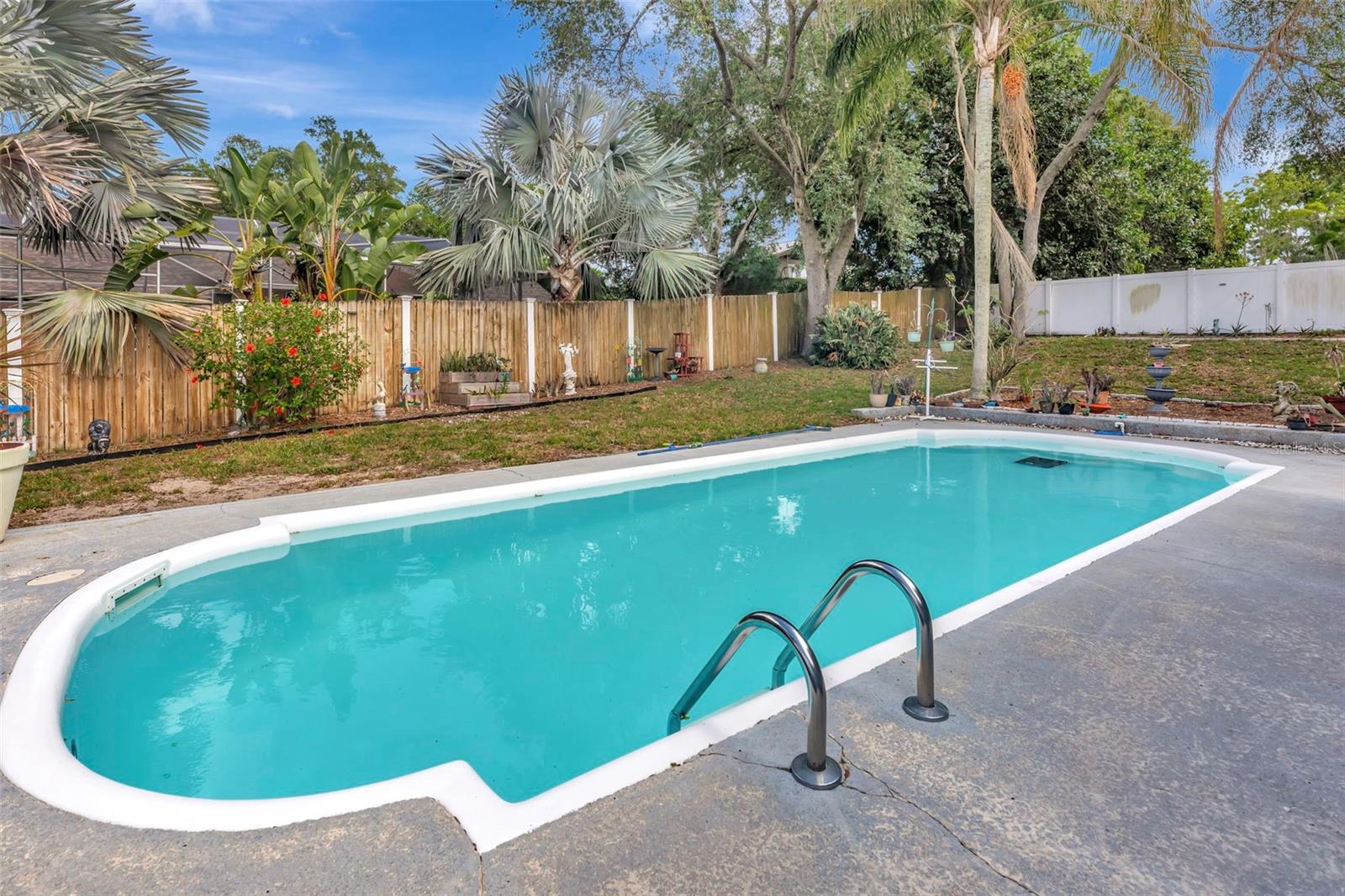 220 NORMANDY CIR W, PALM HARBOR, FL, 34683