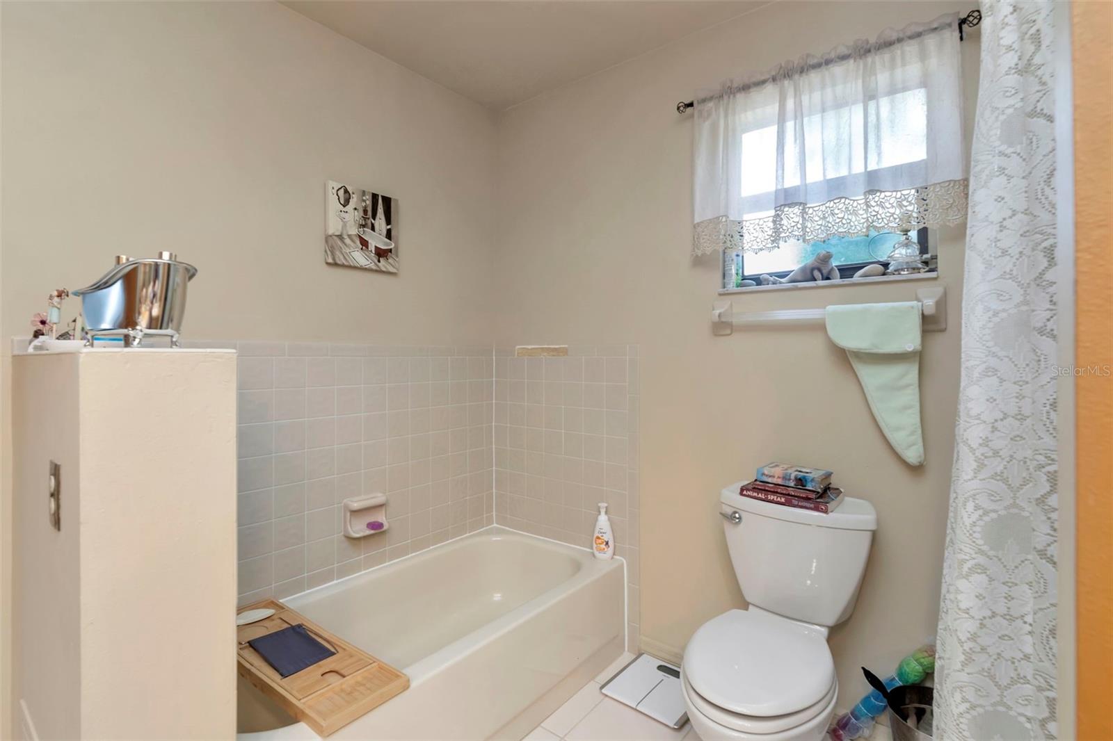 220 NORMANDY CIR W, PALM HARBOR, FL, 34683