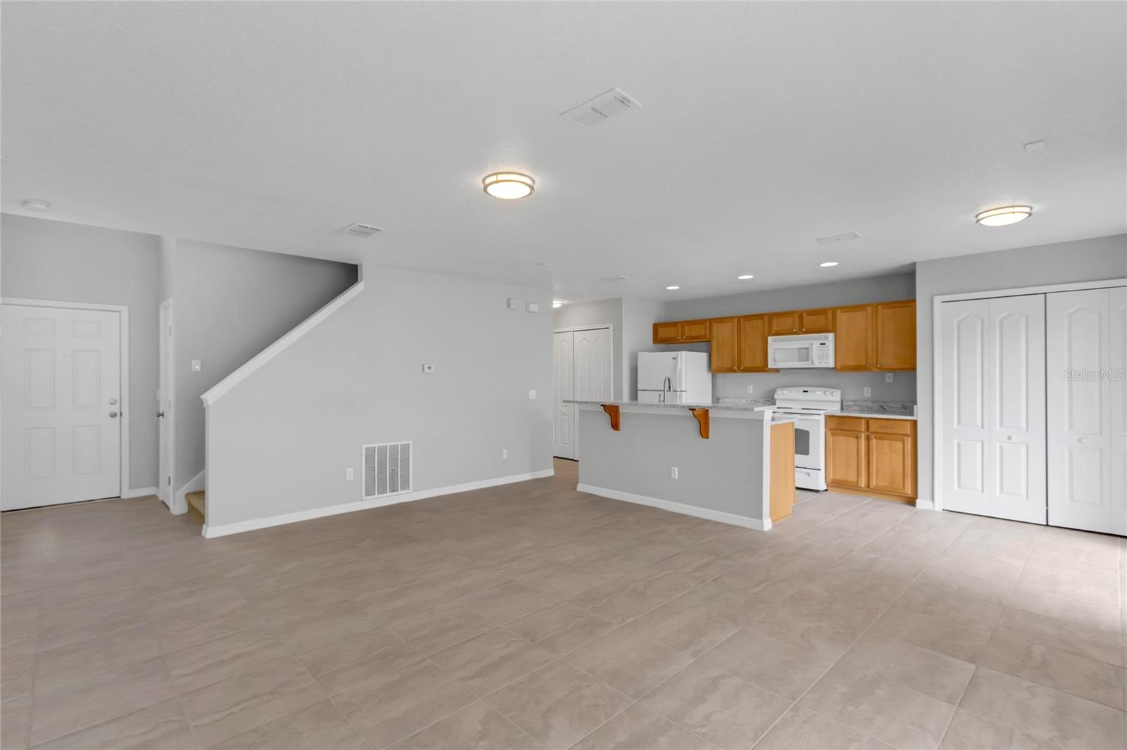 2040 PORTCASTLE CIR, WINTER GARDEN, FL, 34787