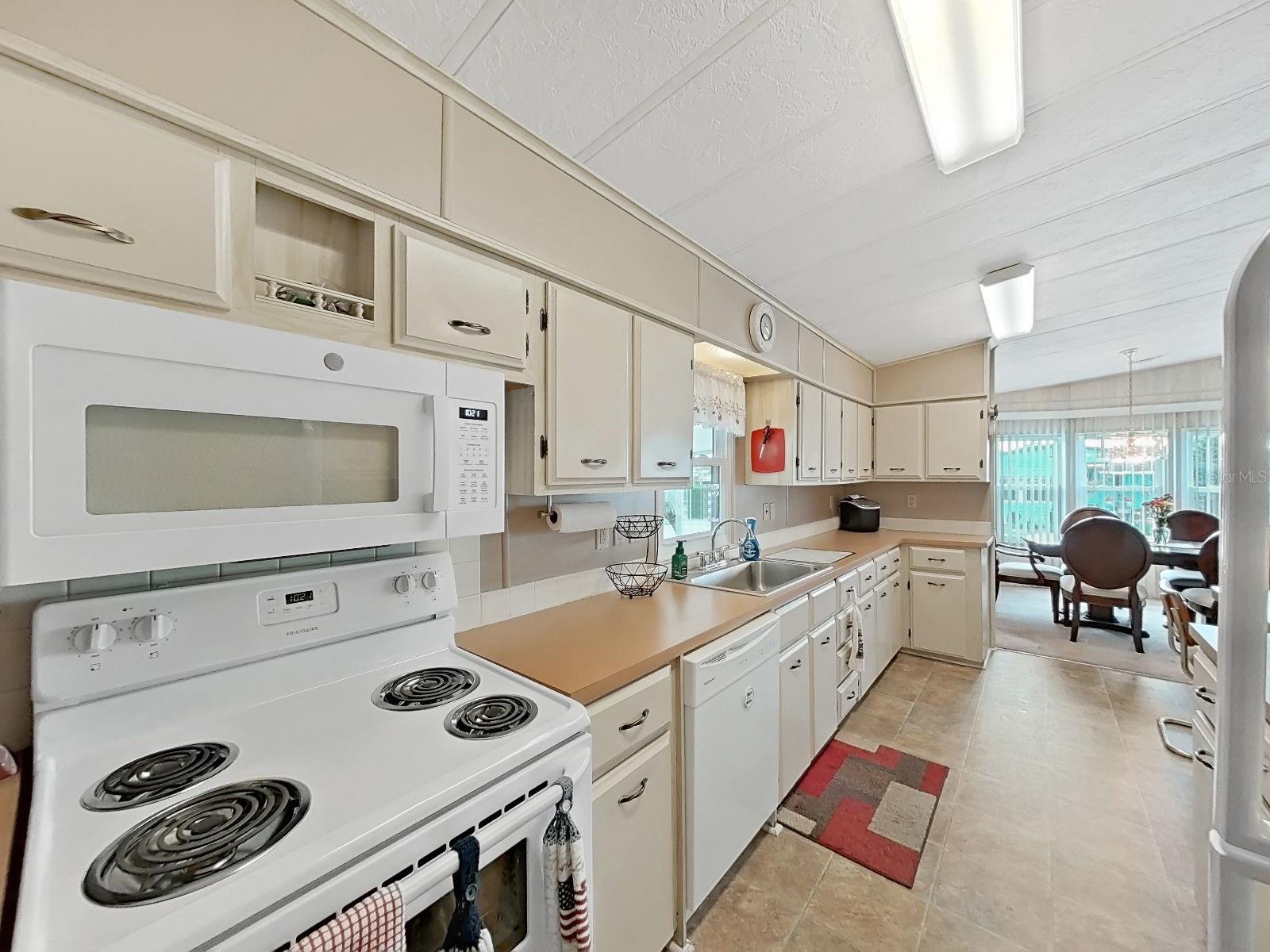 4966 DEERWOOD DR, LAKELAND, FL, 33810