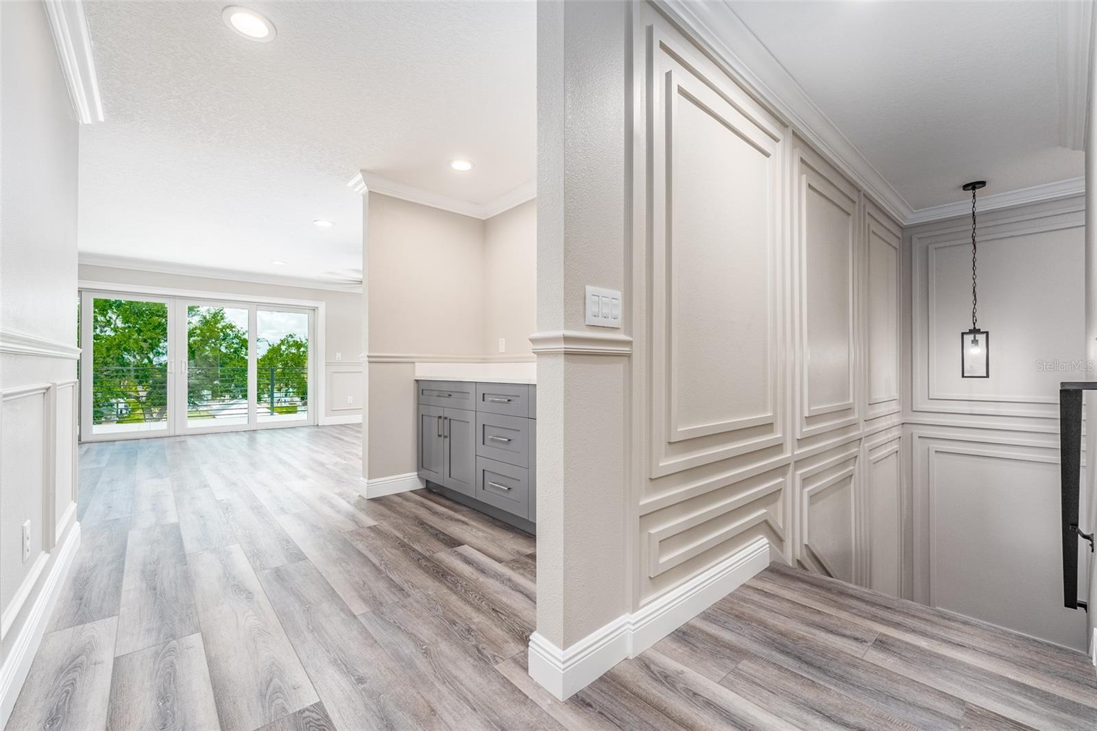 8717 DRIFTWOOD DR, TAMPA, FL, 33615