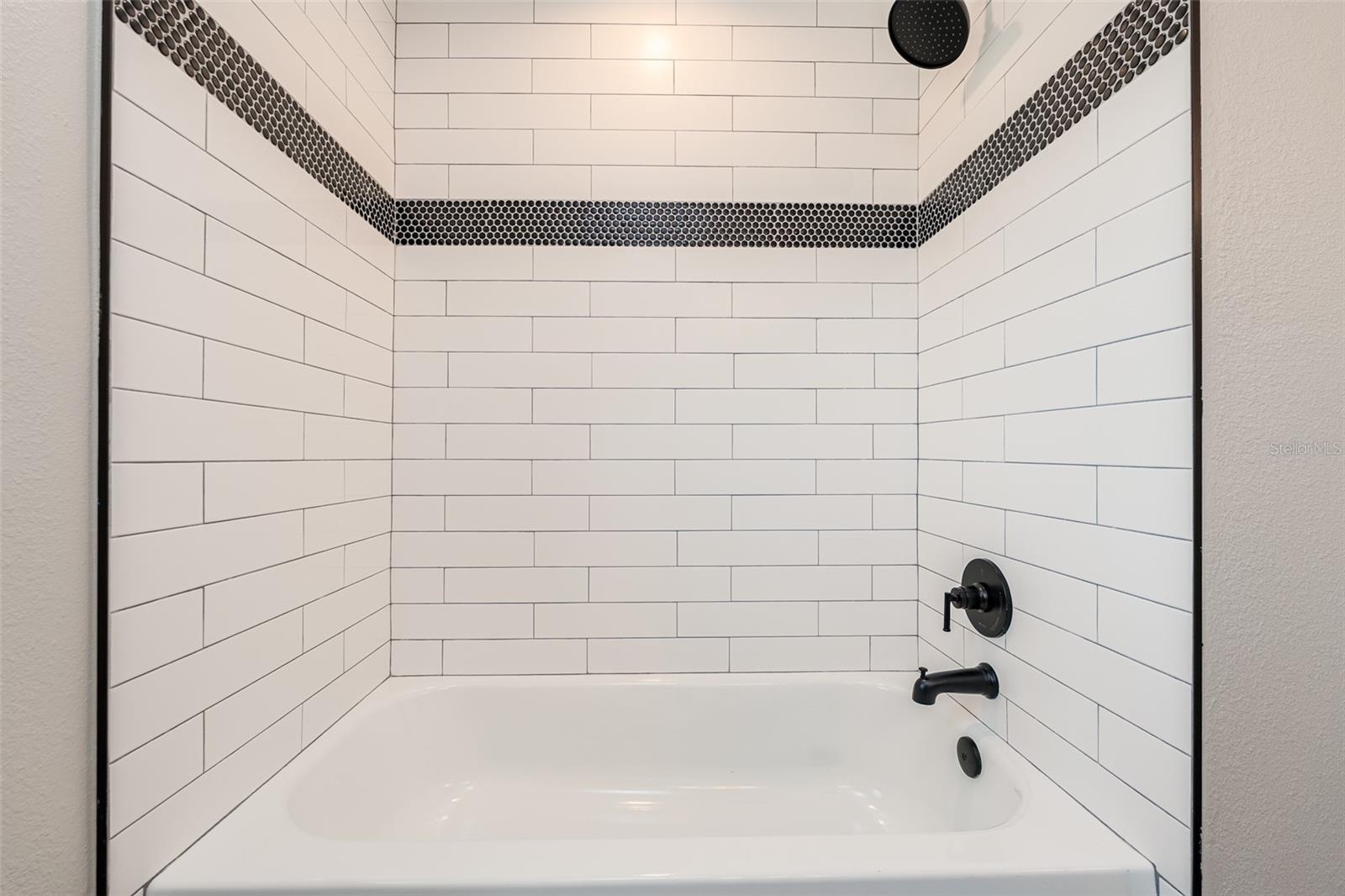 8717 DRIFTWOOD DR, TAMPA, FL, 33615