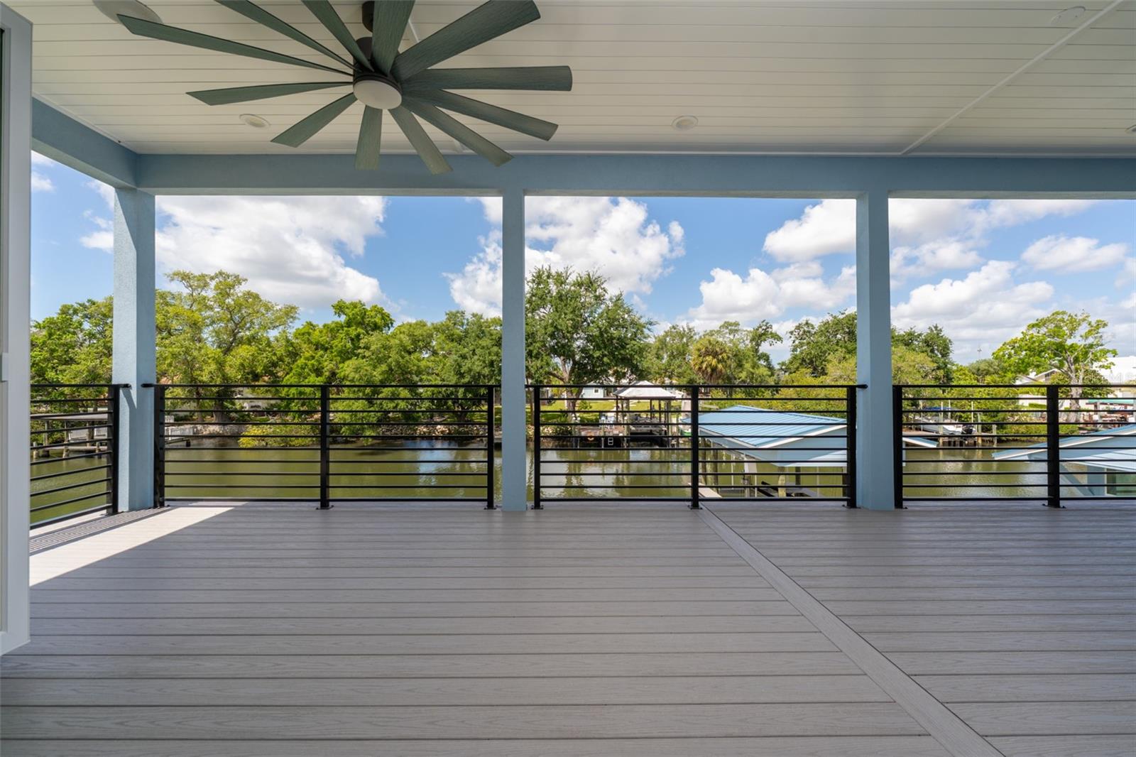 8717 DRIFTWOOD DR, TAMPA, FL, 33615