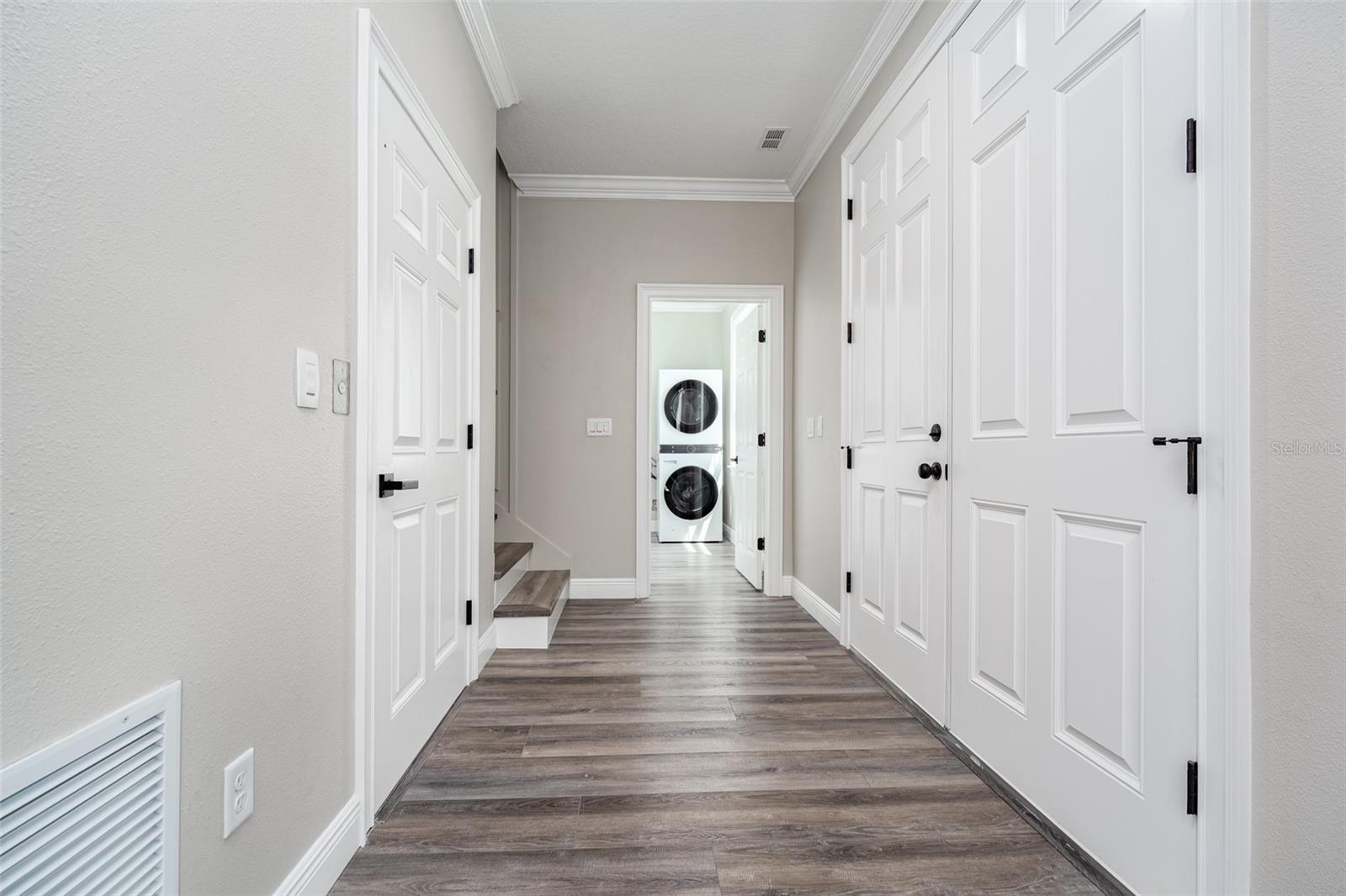 8717 DRIFTWOOD DR, TAMPA, FL, 33615