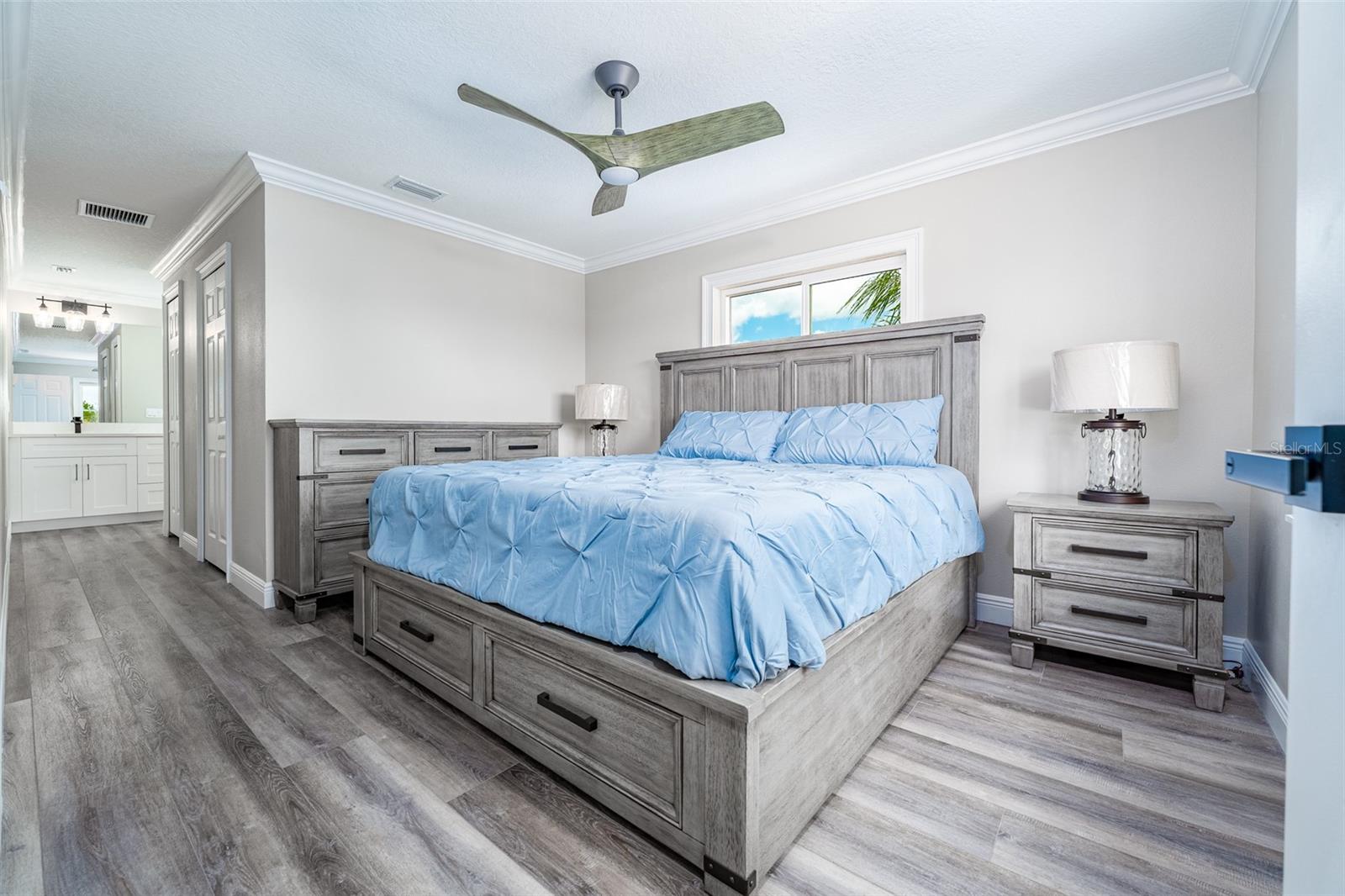 8717 DRIFTWOOD DR, TAMPA, FL, 33615