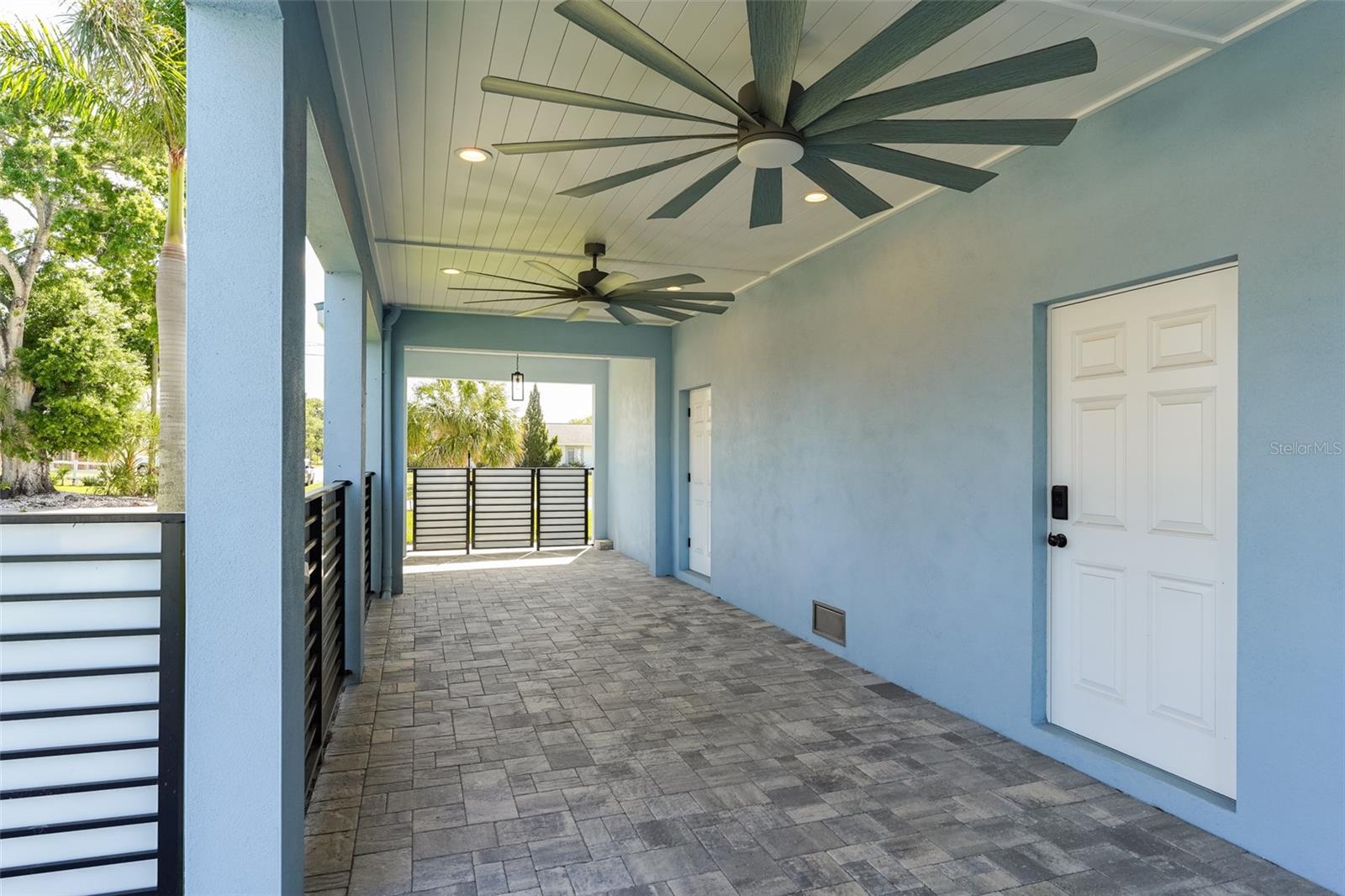 8717 DRIFTWOOD DR, TAMPA, FL, 33615