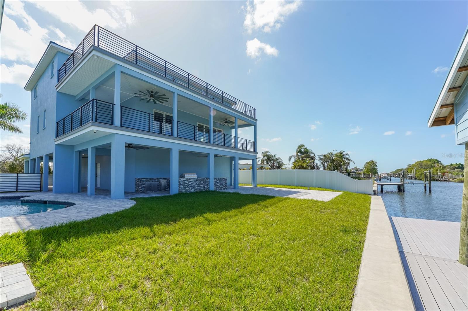 8717 DRIFTWOOD DR, TAMPA, FL, 33615