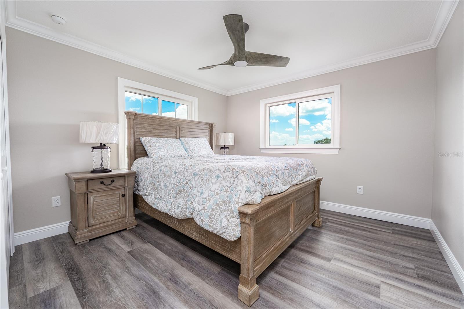 8717 DRIFTWOOD DR, TAMPA, FL, 33615