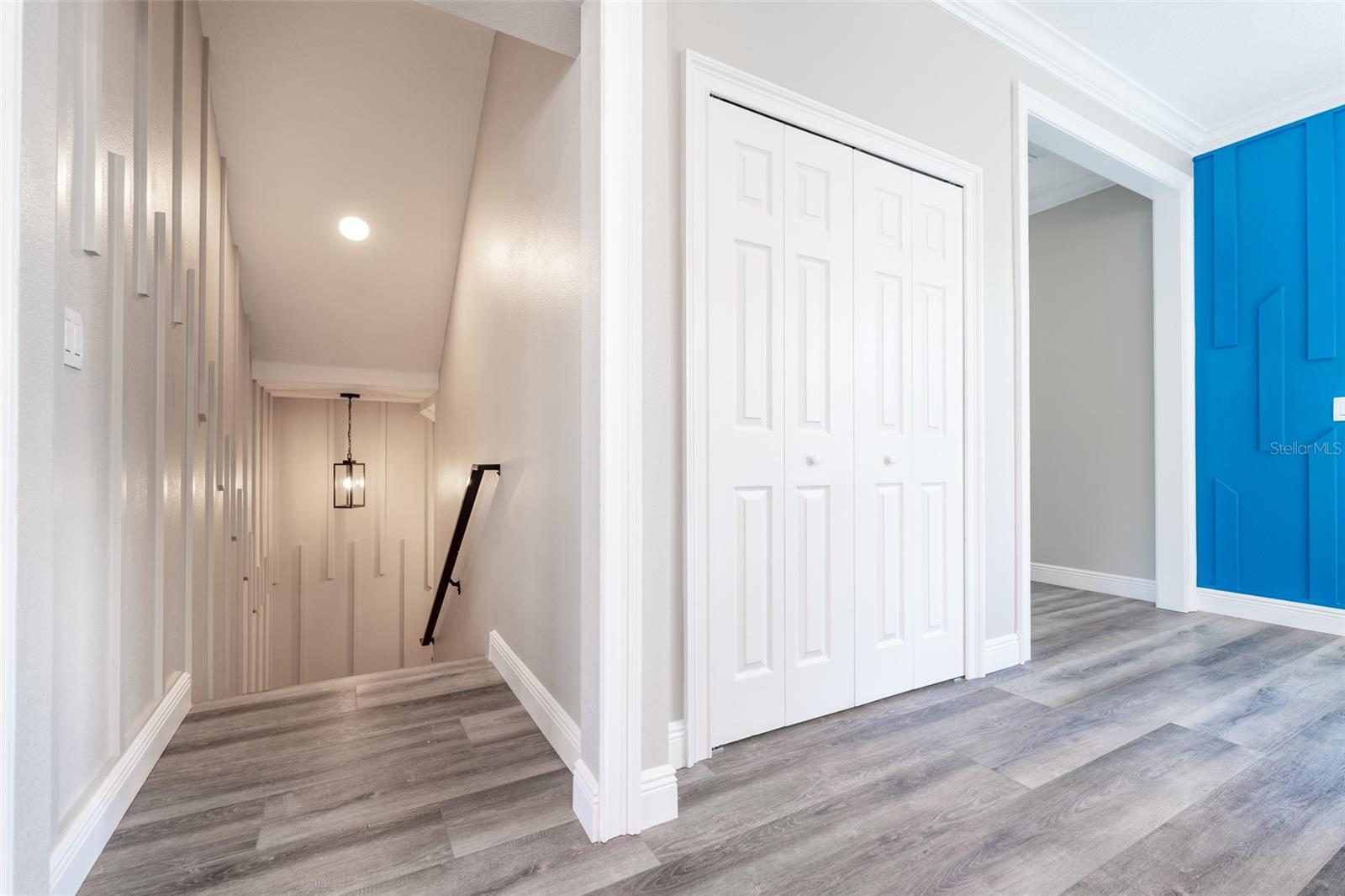 8717 DRIFTWOOD DR, TAMPA, FL, 33615