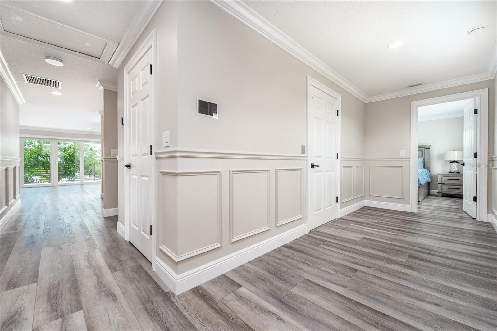 8717 DRIFTWOOD DR, TAMPA, FL, 33615