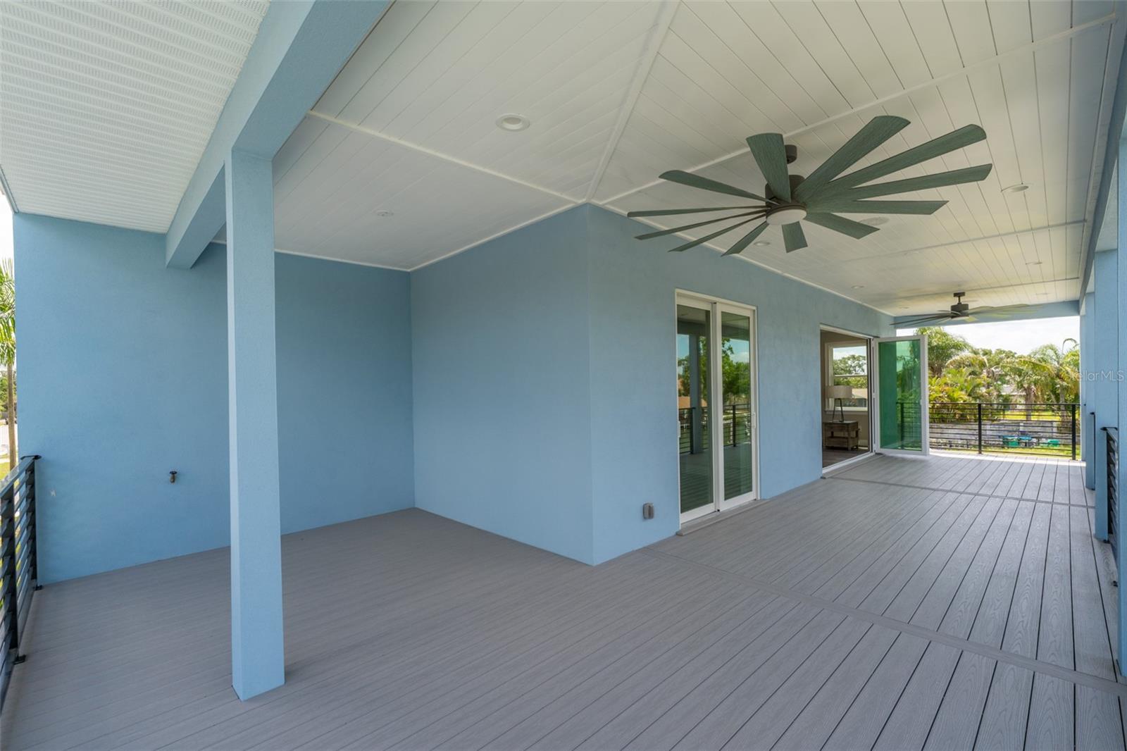 8717 DRIFTWOOD DR, TAMPA, FL, 33615