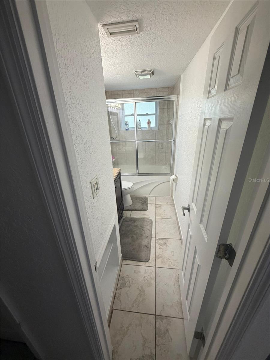 5009 VAUGHN RD, PLANT CITY, FL, 33565