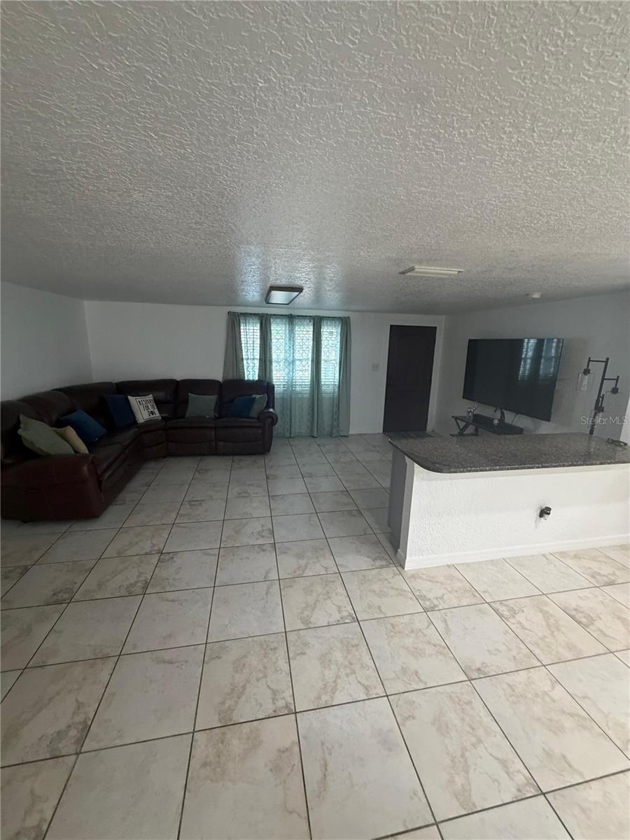 5009 VAUGHN RD, PLANT CITY, FL, 33565