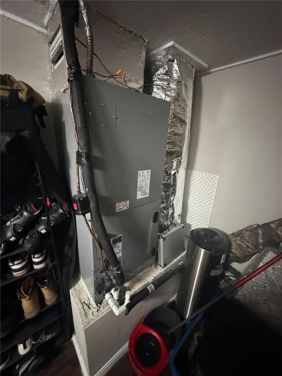 5009 VAUGHN RD, PLANT CITY, FL, 33565