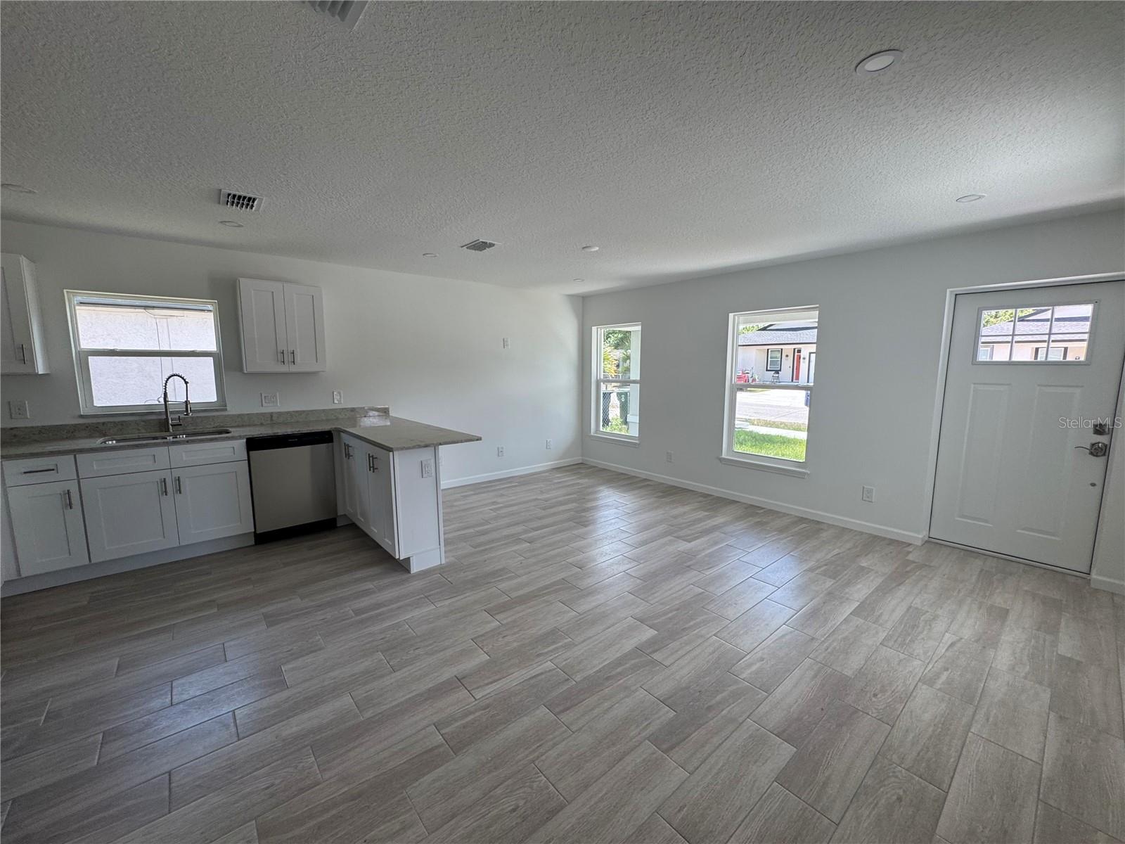 4210 E CAYUGA ST, TAMPA, FL, 33610