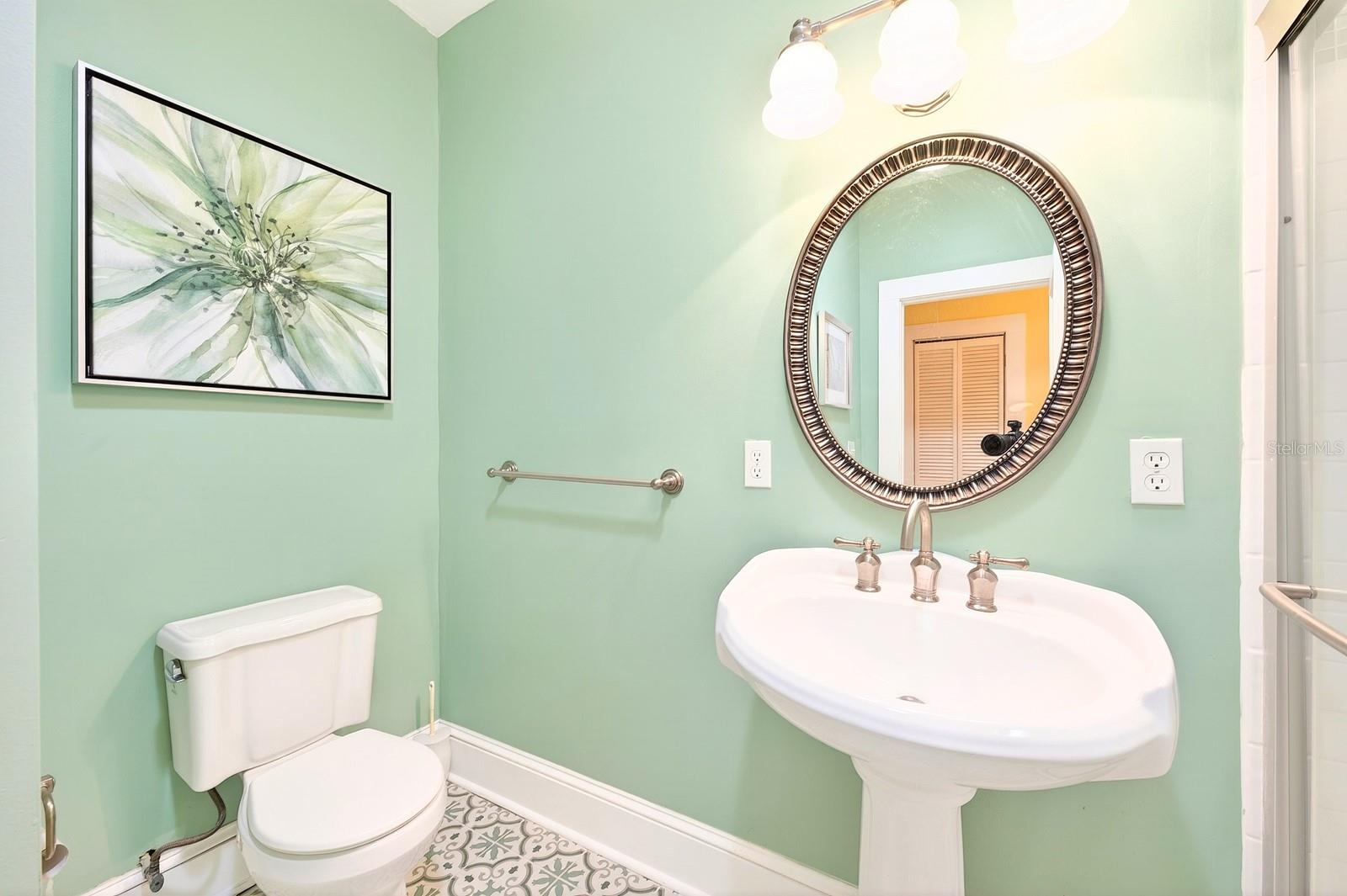 613 E PINE ST, ORLANDO, FL, 32801