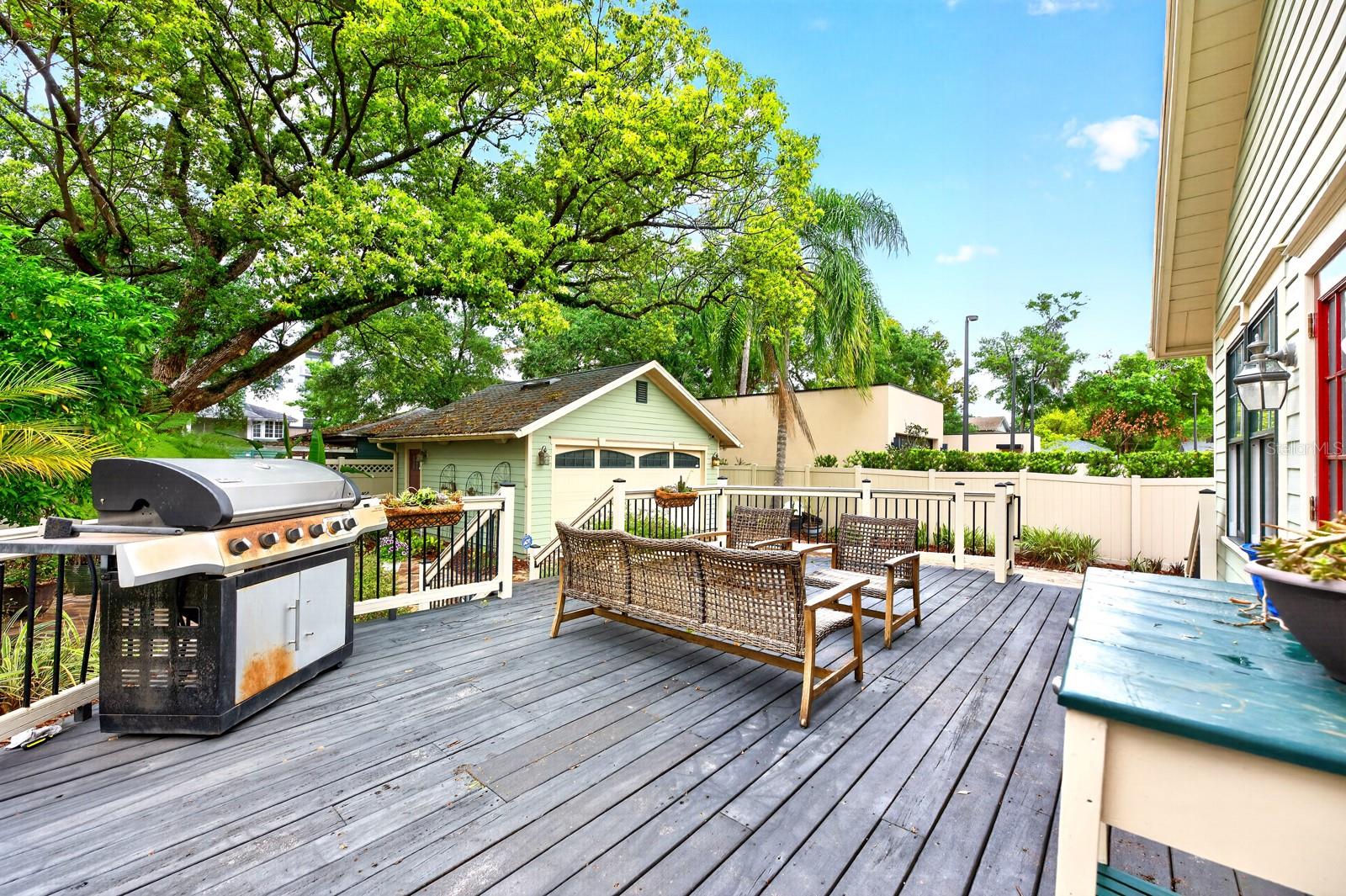 613 E PINE ST, ORLANDO, FL, 32801