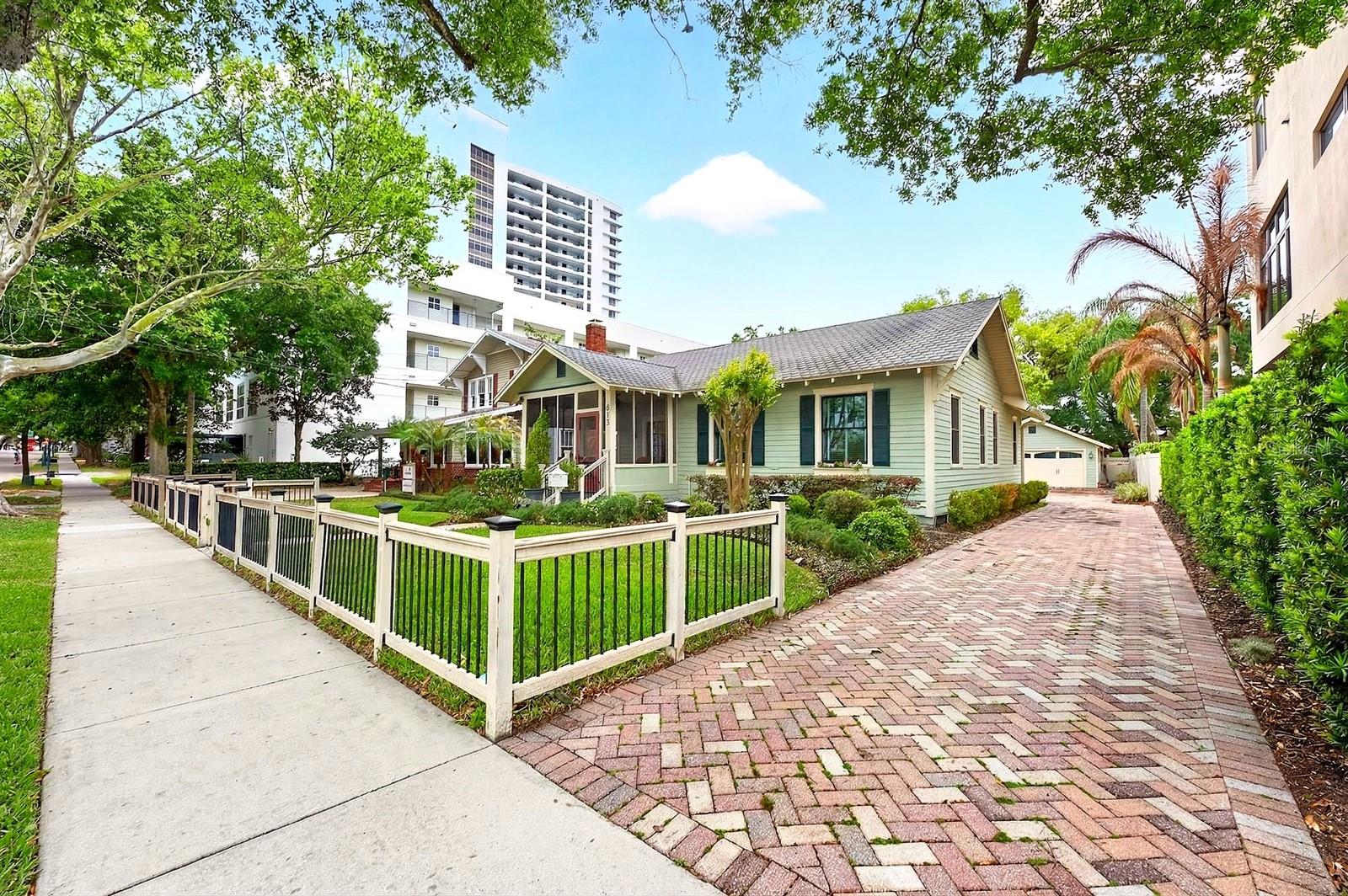 613 E PINE ST, ORLANDO, FL, 32801