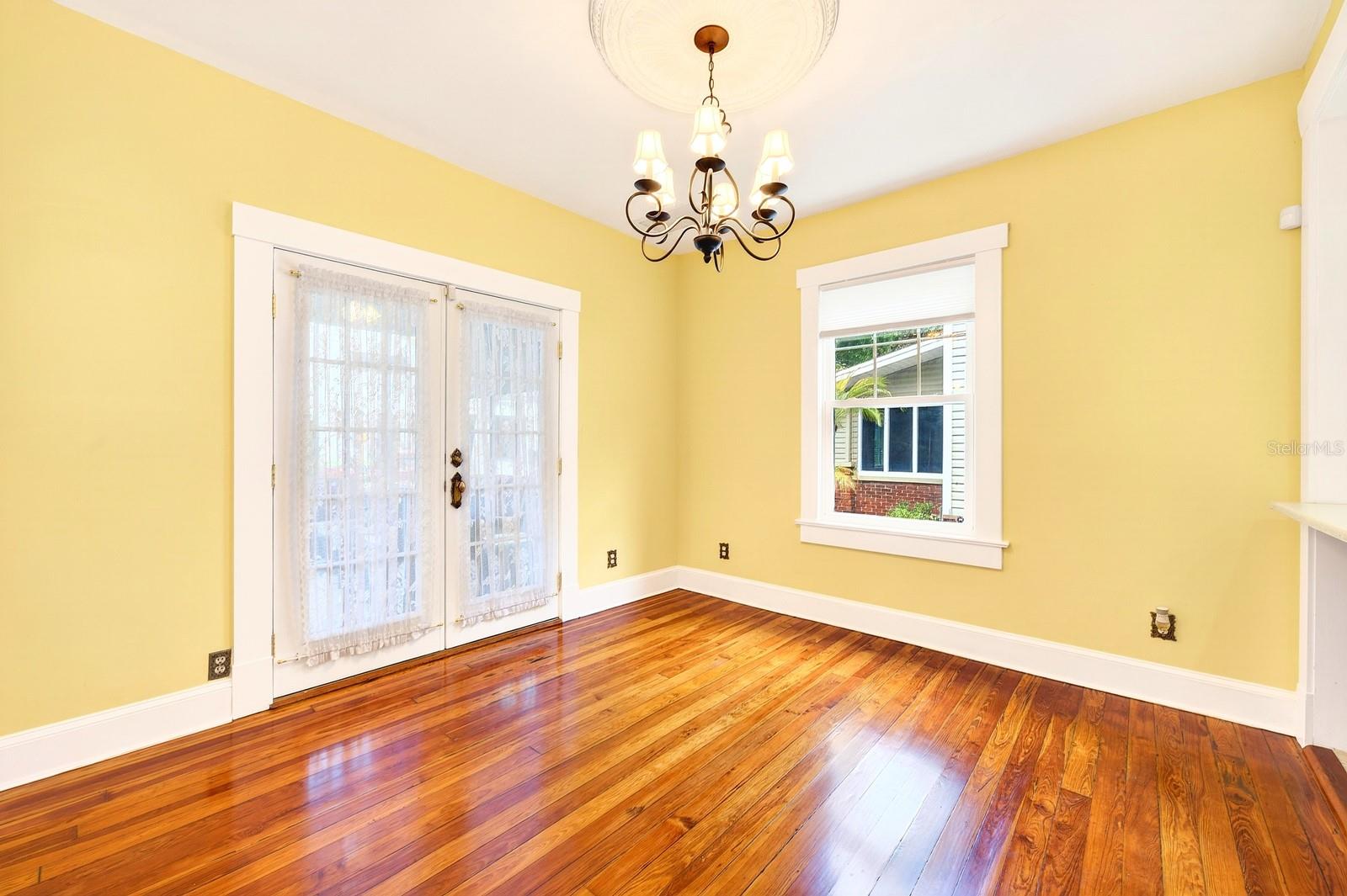 613 E PINE ST, ORLANDO, FL, 32801