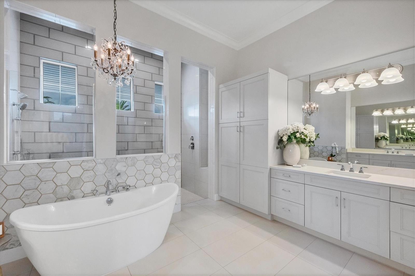 16925 CLEARLAKE AVE, LAKEWOOD RANCH, FL, 34202