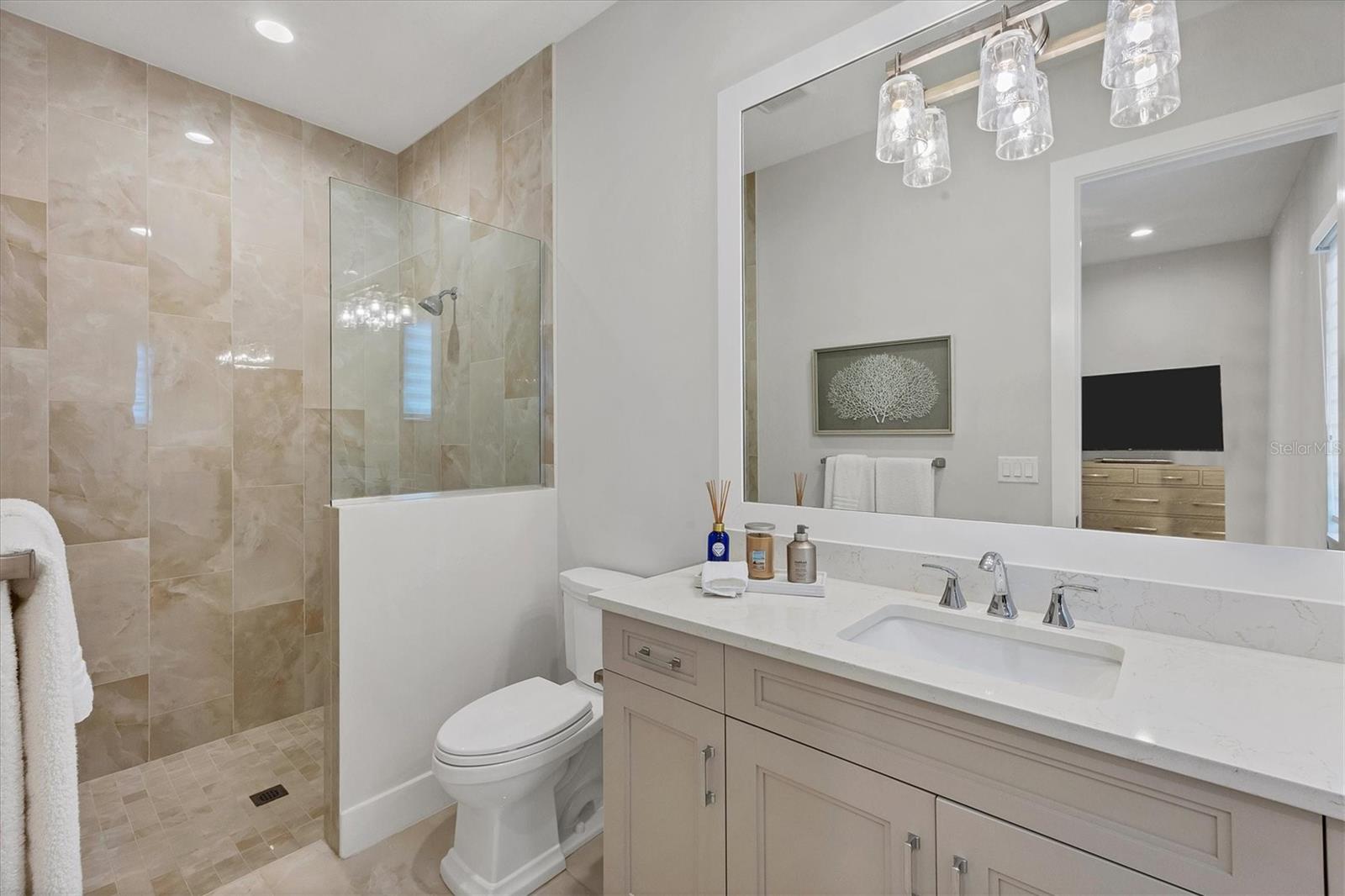16925 CLEARLAKE AVE, LAKEWOOD RANCH, FL, 34202
