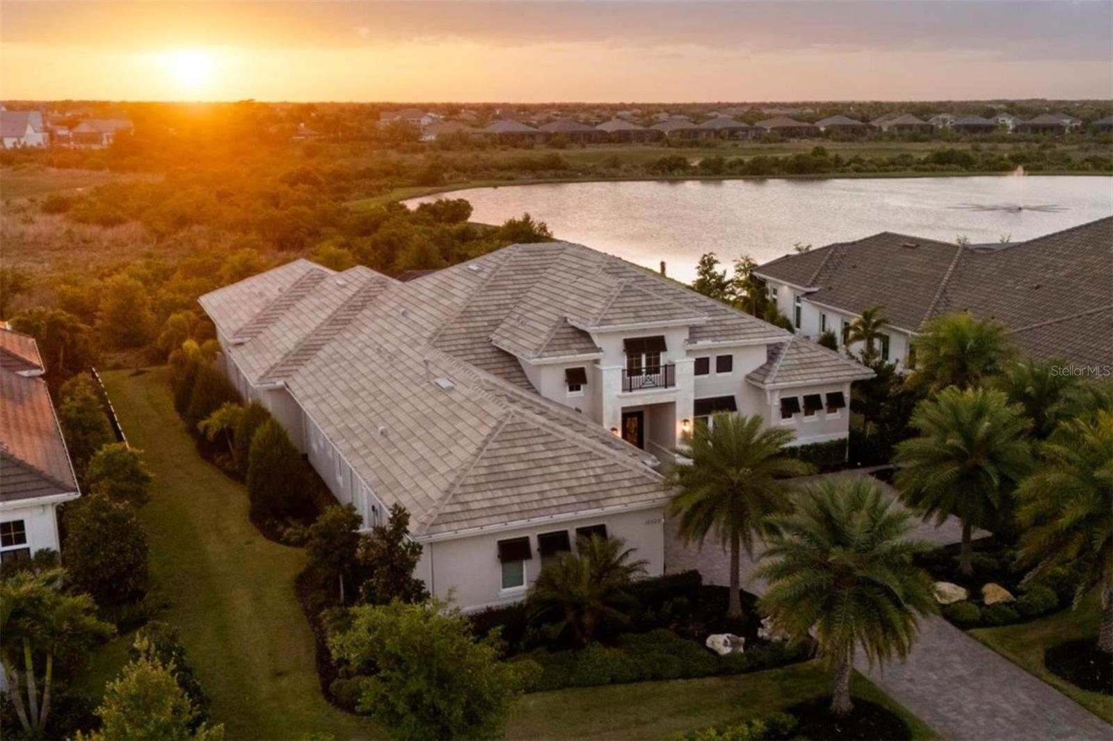 16925 CLEARLAKE AVE, LAKEWOOD RANCH, FL, 34202