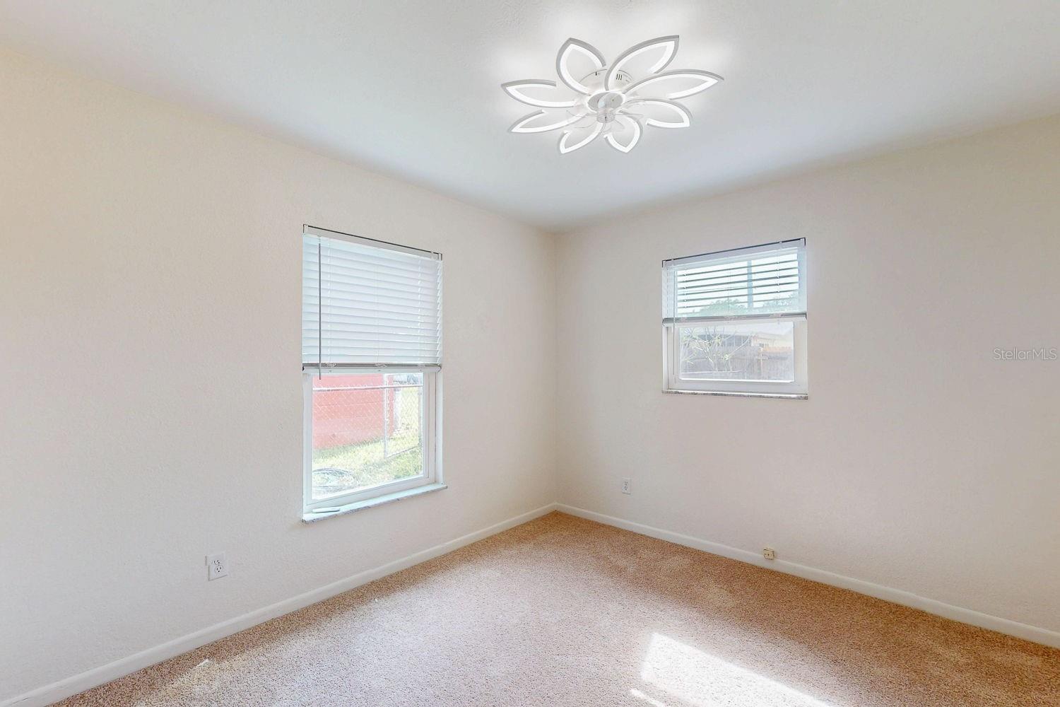 6642 27TH ST N, ST PETERSBURG, FL, 33702